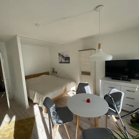 Ruhige Mit Parkplatz, Charmantes Viertel