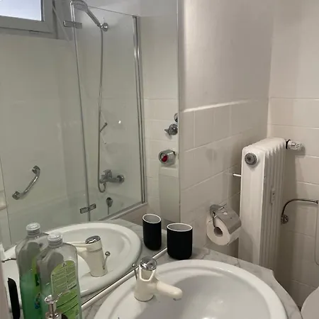 Ruhige Mit Parkplatz, Charmantes Viertel Apartment Kassel
