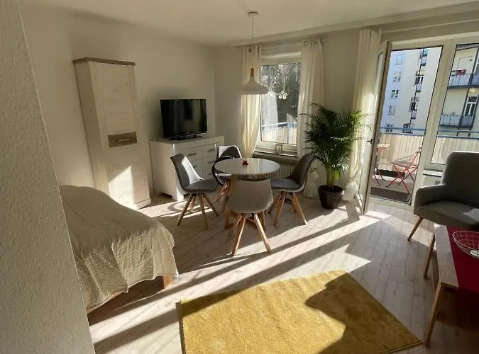 Ruhige Mit Parkplatz, Charmantes Viertel Apartman